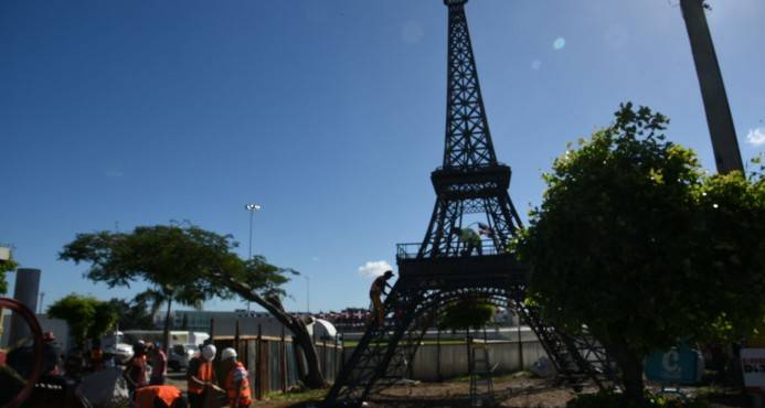 Arquitectos rechazan réplica de Torre Eiffel en alrededores de la Plaza de la Bandera