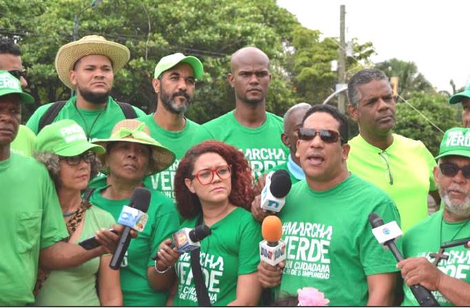 Colectivo Marcha Verde pide a Medina publique relación financiera con Joao Santana