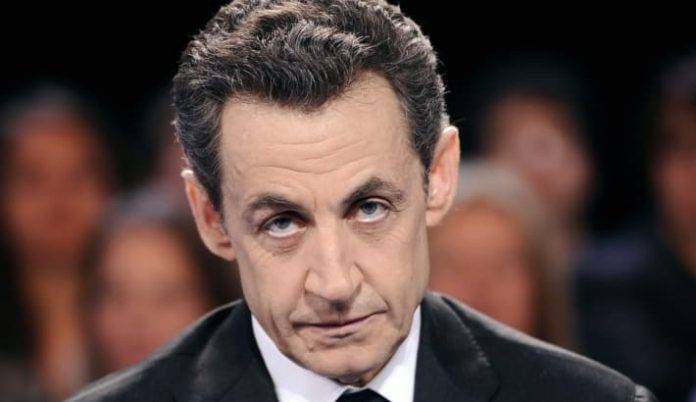 Un año de prisión para expresidente francés por financiación ilegal de campaña