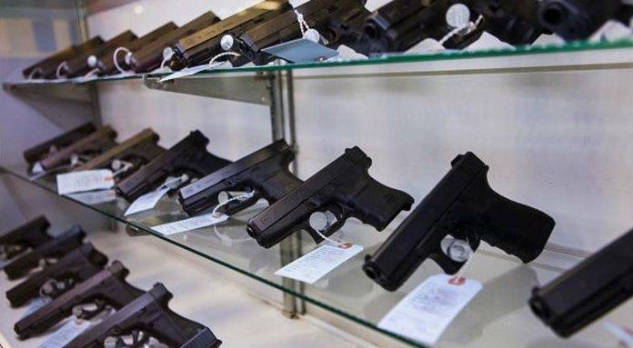 Tribunal Constitucional anula requisito de edad mínima de 30 años para licencia de arma de fuego