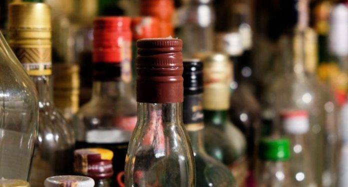 Venta bebidas alcohólicas en estaciones de combustibles será regulada