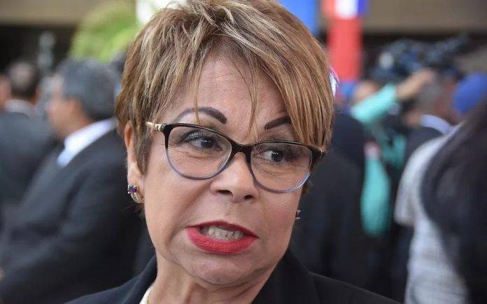 Diputada Lila Alburquerque: «Si eso es corrupción yo soy corrupta, pero quiero mi exoneración»