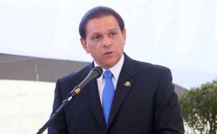 Ministro de Salud Pública: «República Dominicana no puede cargar con la salud de Haití»