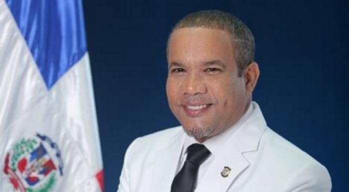 “El Torito” anuncia fiesta en el Hotel Jaragua para premiar al “funcionario perremeísta del año