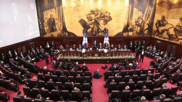 Durante el 2021 Congreso Nacional aprobó 13 préstamos por un valor total de US$1,074.9 millones