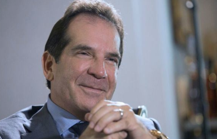 Fiscalía de Panamá ordena arrestar al banquero venezolano Víctor Vargas, dueño de Bancamérica en República Dominicana