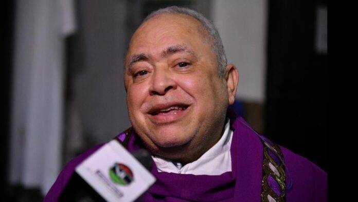 Fray Máximo Rodríguez pide a Abinader tomar en cuenta a gente del PRM que lo llevó al poder