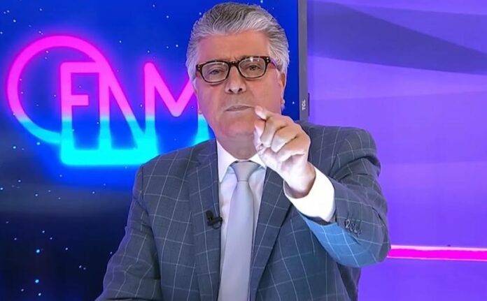 Roberto Santana denuncia encargado de seguridad de cárcel La Victoria recibe RD$7 millones semanales de traficantes, negociantes y familias que visitan