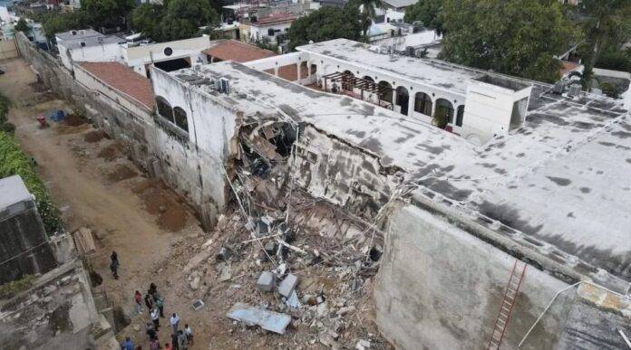Colapsa parte del techo del edificio del Codia en la Ciudad Colonial