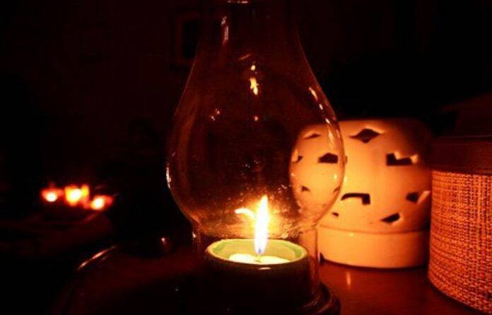 Apagón en Región Este por falla en línea de transmisión y salida de plantas de AES