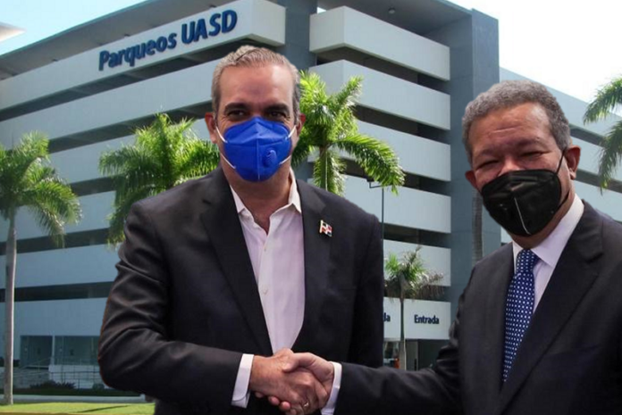 Abinader dice que 3 extensiones de la UASD ahora cuestan lo mismo que parqueo construido en gobierno de Leonel