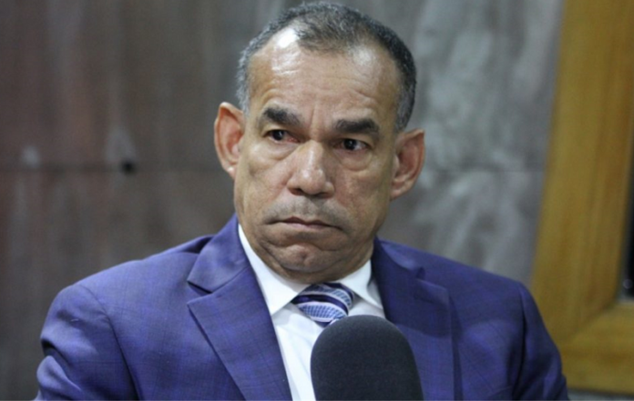 Alburquerque Comprés está vinculado a la muerte de un cabo en 1992