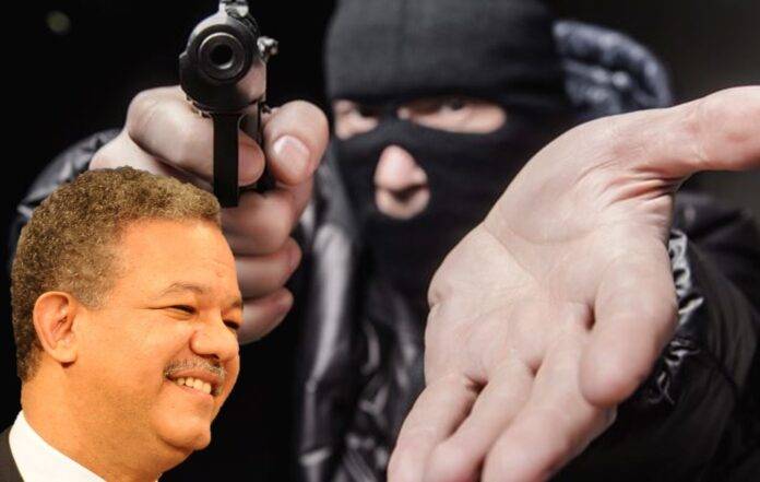 Leonel pone al servicio del Gobierno la experiencia de la Fuerza del Pueblo enfrentando la criminalidad