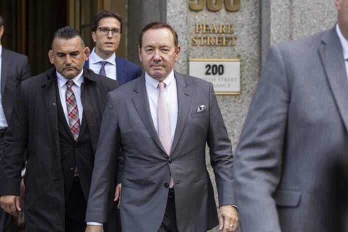 Kevin Spacey culpa a los medios de convertirlo en un ‘’monstruo’’ tras escándalos de agresión sexual