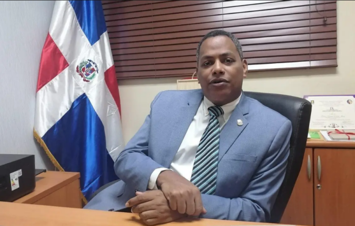 Bolívar Valera (El Boli) renuncia del PLD