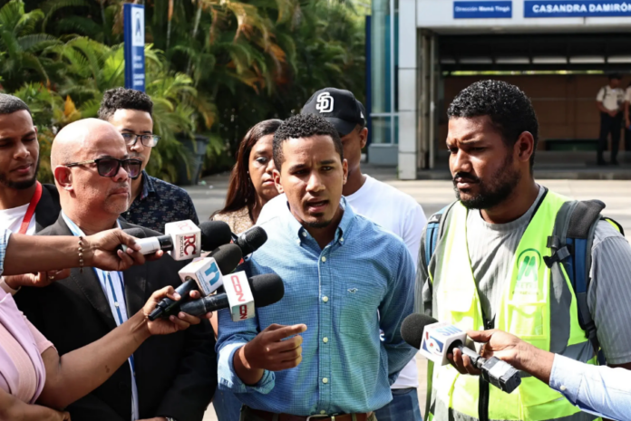 Empleados del Metro anuncian paro  de labores de manera indefinida a  partir de este martes