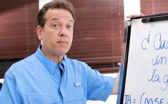 El presidente está consultando la reelección y nosotros se la estamos pidiendo declara Ito Bisonó