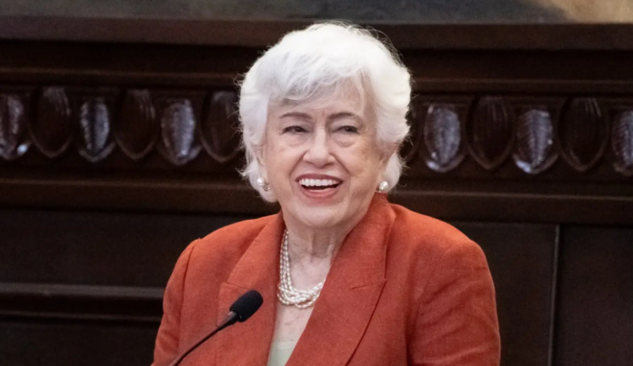 Gobierno dice montará «vigilancia» para funcionarios que usen recursos estatales en campaña; piden población denuncien corrupción