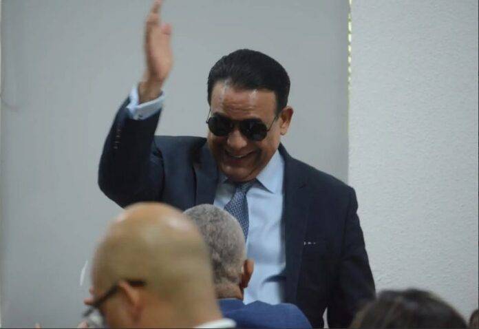 Por «conjuntivitis» de Alexis Medina aplazan juicio de fondo contra implicados en caso Pulpo