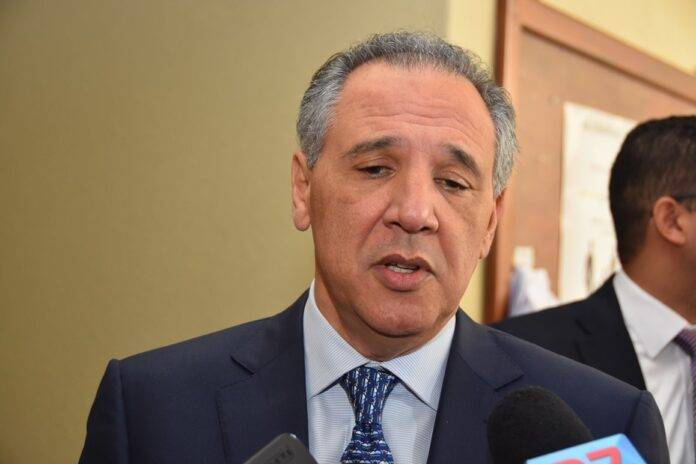 Juez rechaza solicitud de habeas corpus para variar prisión preventiva a exministro José Ramón Peralta