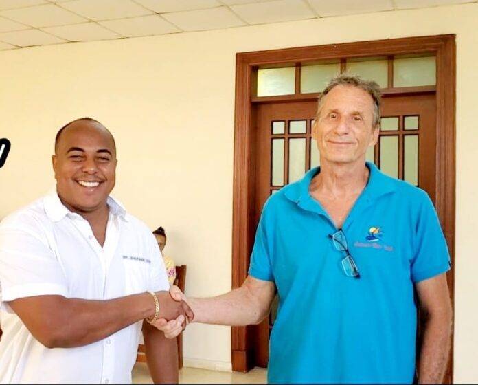 Desestiman acusación contra Freddy Cruz, suspendido director de la junta distrital de Cabarete; querellante retiró la acusación