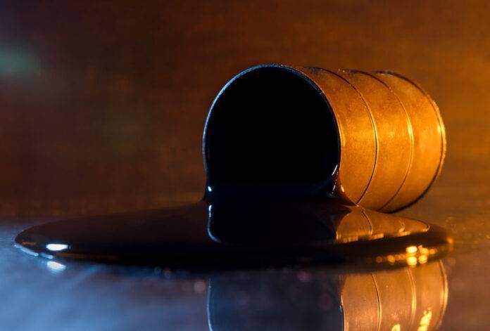 Poder Ejecutivo somete proyecto que permite a extranjeros explotar petróleo en el país