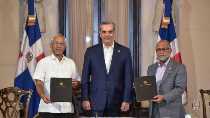 Educación y ADP acuerdan dos hospitales, horario escolar sin interrupciones y ajuste salarial