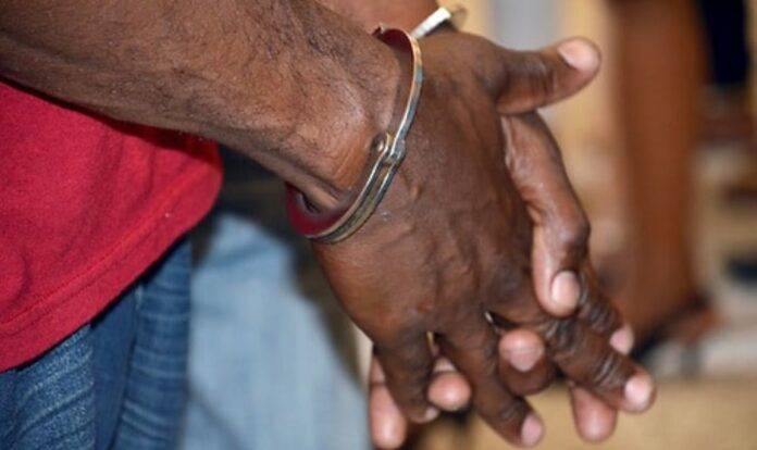 Detienen haitiano acusado de violar menor de 11 años, fingía ser pastor