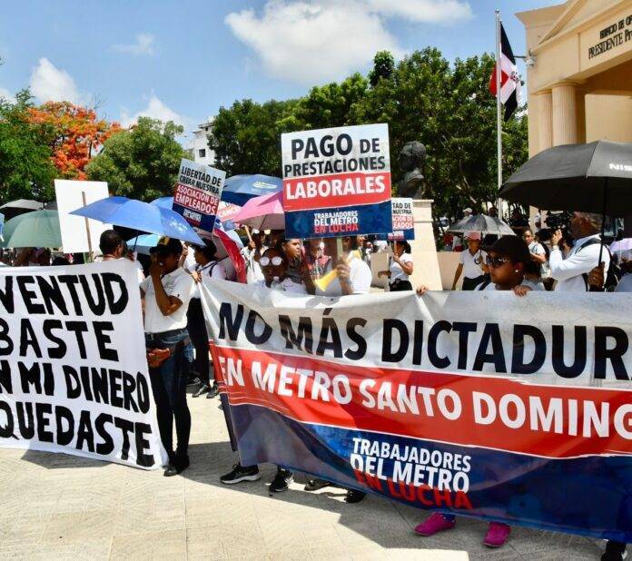 Operarios con más de 10 años trabajando en el Metro hace dos meses fueron cancelados