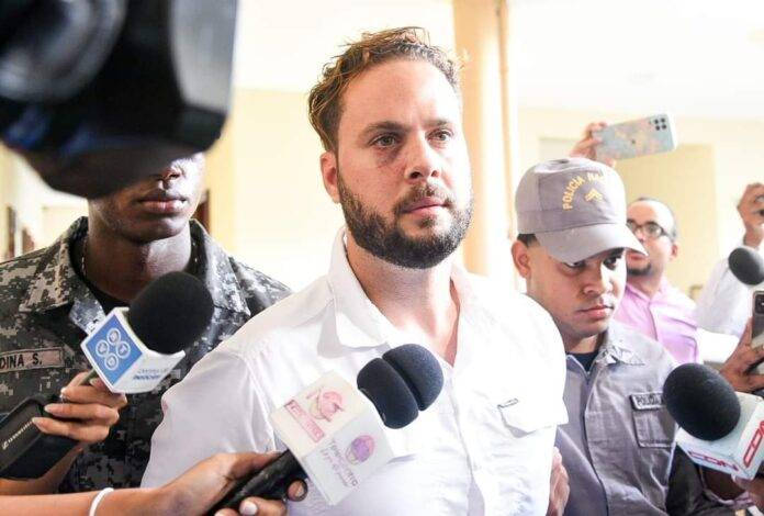 Familiares denuncian que no ven desde el 16 de agosto Cubano que agredió Digesett; está en celda de máxima seguridad