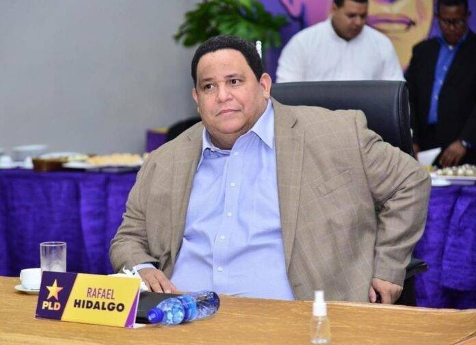 Renuncia como miembro del PLD Rafael Hidalgo dice Abel sería un peligro para el país