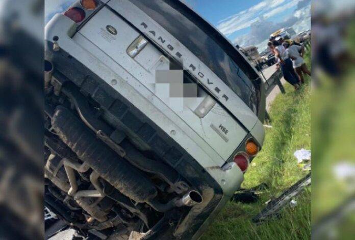 Pareja de esposos muere y varias personas heridas en accidente en autovía del Este
