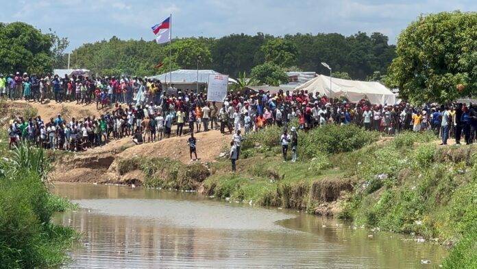 Haitianos cancelan inauguración del canal de desvió del Masacre