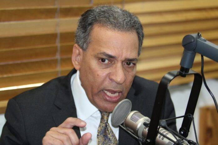 Osiris De León presidirá comisión para supervisión de las infraestructuras nacionales