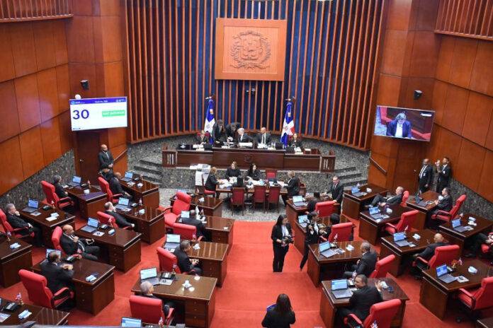 Diputados aprueban emisión de deuda pública por más de RD$344 mil millones