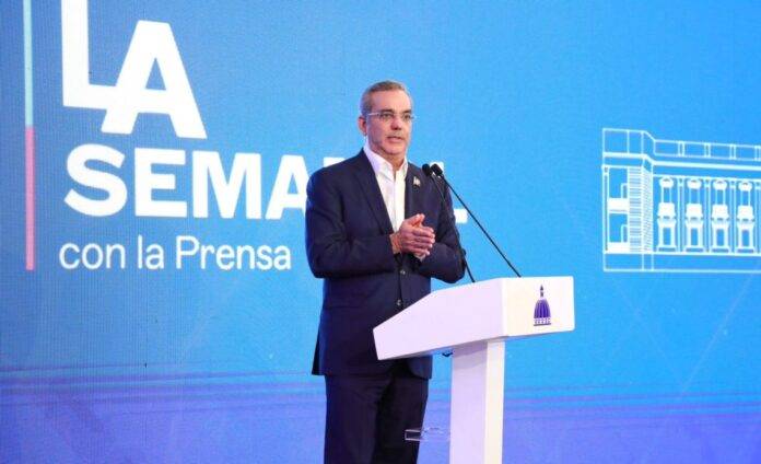 Gobierno anuncia implementación del teletrabajo en el sector público