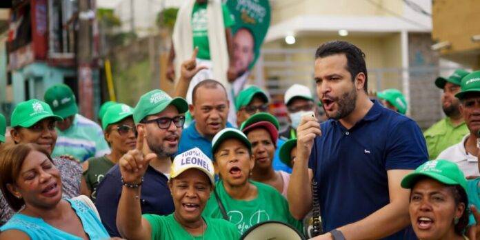 Fuerza del Pueblo inscribe a Rafael Paz como diputado del Distrito Nacional