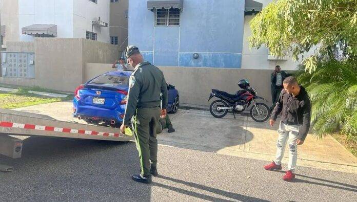 Digesett captura conductor que no cedió paso a la ambulancia