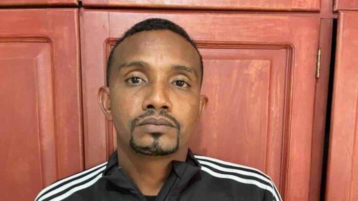 Conductor se entrega a la Policía tras atropellar y quitar la vida a una mujer