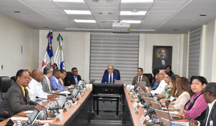 CNSS aumenta 50% cobertura de medicamentos ambulatorios del SFS