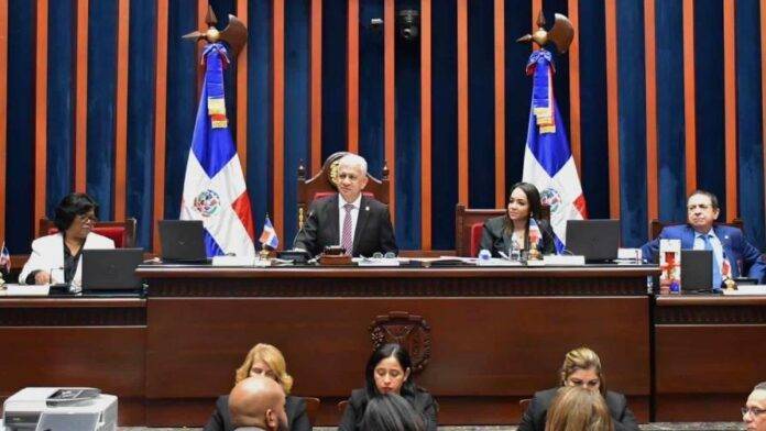 Senado aprueba contrato modificado de Aerodom y lo envía al Gobierno para su ejecución