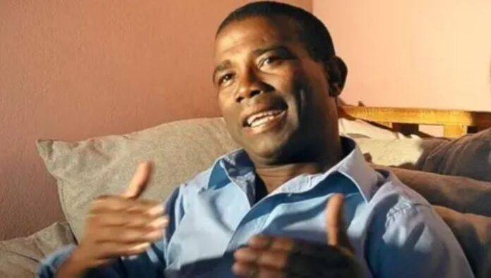 Ex lider rebelde anuncia su llegada a Puerto Príncipe y rechaza cualquier idea de “baño de sangre”