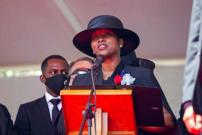 Acusan a viuda de Moïse, a expremier y a exjefe policial por homicidio del presidente haitiano