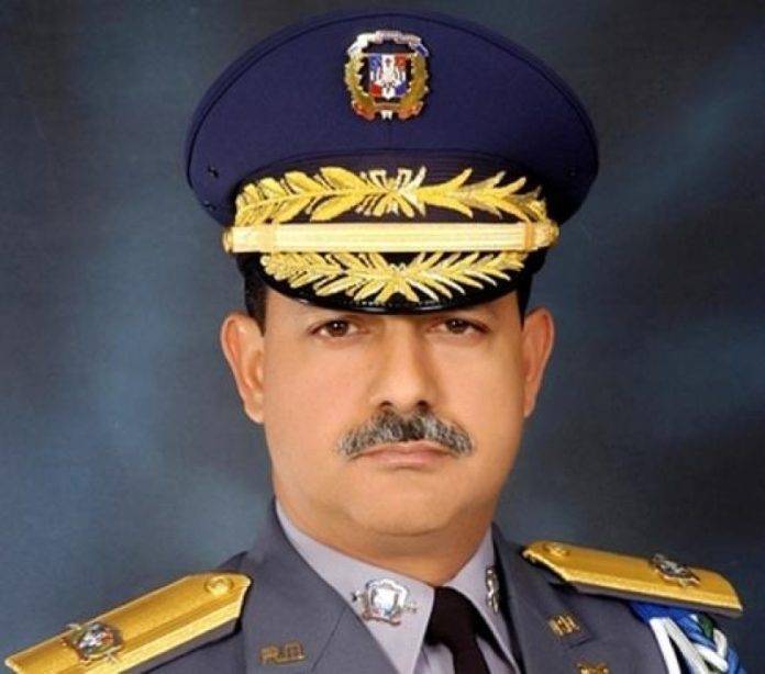 Guzmán Fermín, ex jefe de la Policía, asegura que está sin seguridad por orden del Gobierno