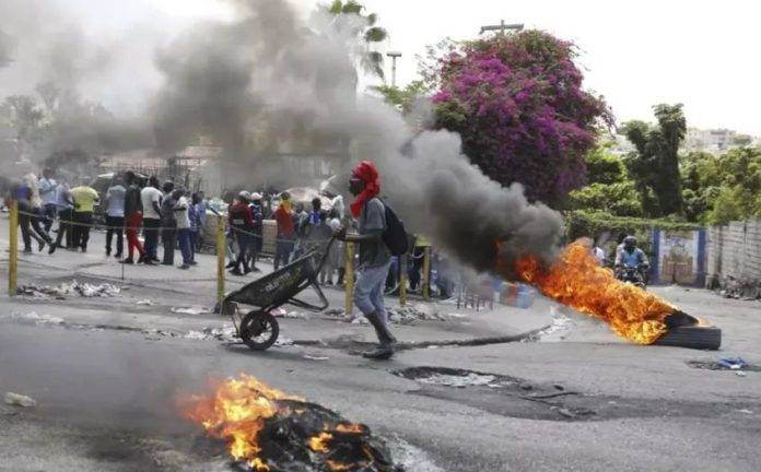 Evacúan a más de 40 miembros del Banco Mundial en Haití y se dirigen a RD