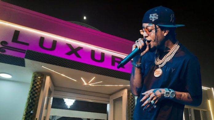 Ordenan cierre de discoteca Luxury donde se produjo incidente en fiesta de Rochy RD