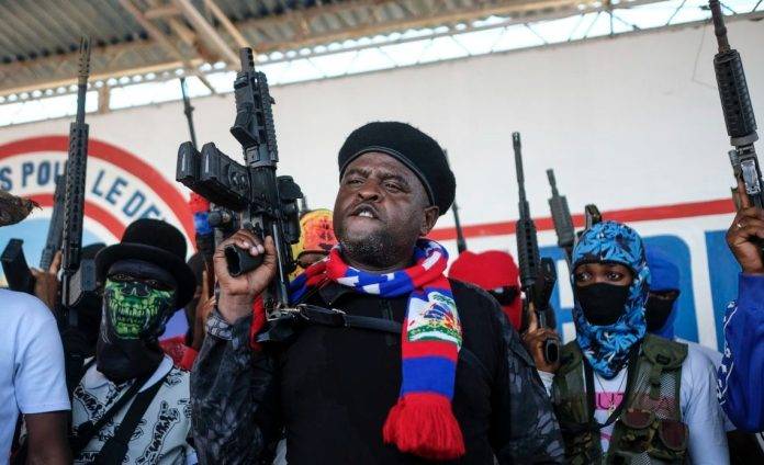 Jefe de bandas en Haití dice comunidad internacional será responsable de todas las personas asesinadas en ese país