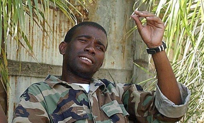 Proponen a Guy Philippe como presidente de Haití, en sustitución de Henry