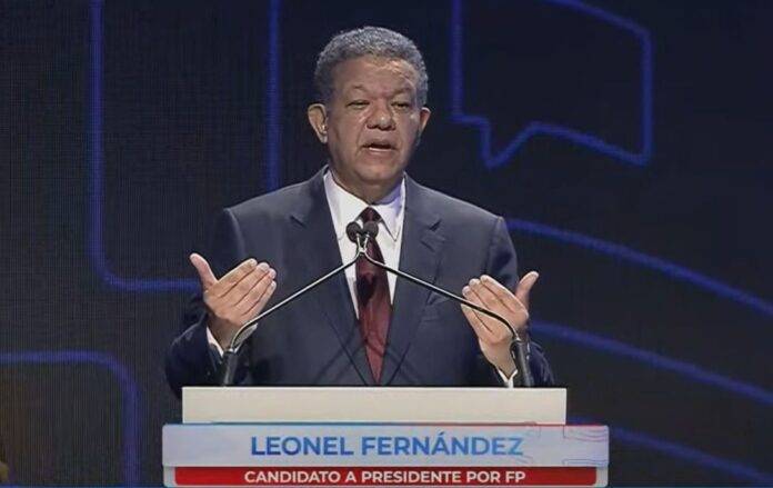 Leonel dice que su prioridad será reactivar el crecimiento económico