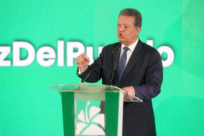 Leonel espera que la JCE impida el montaje de carpas para evitar tener que destruirlas